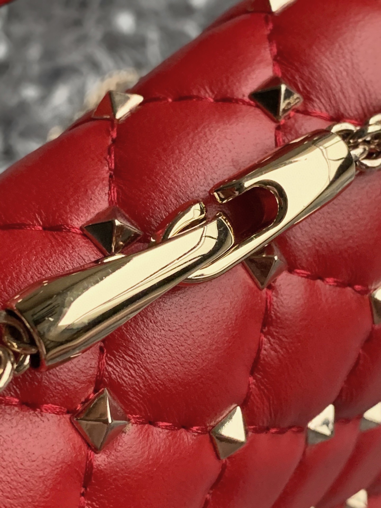 Valentino Garavani Rockstud Spike Big Chain Bag in Red Supple Lambskin Nappa